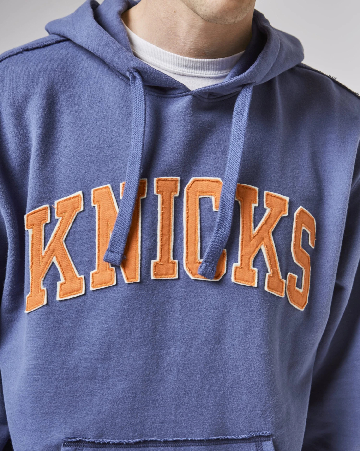 NEW YORK KNICKS RELIC '47 HARRIS SCRIMMAGE HOOD - Image 5