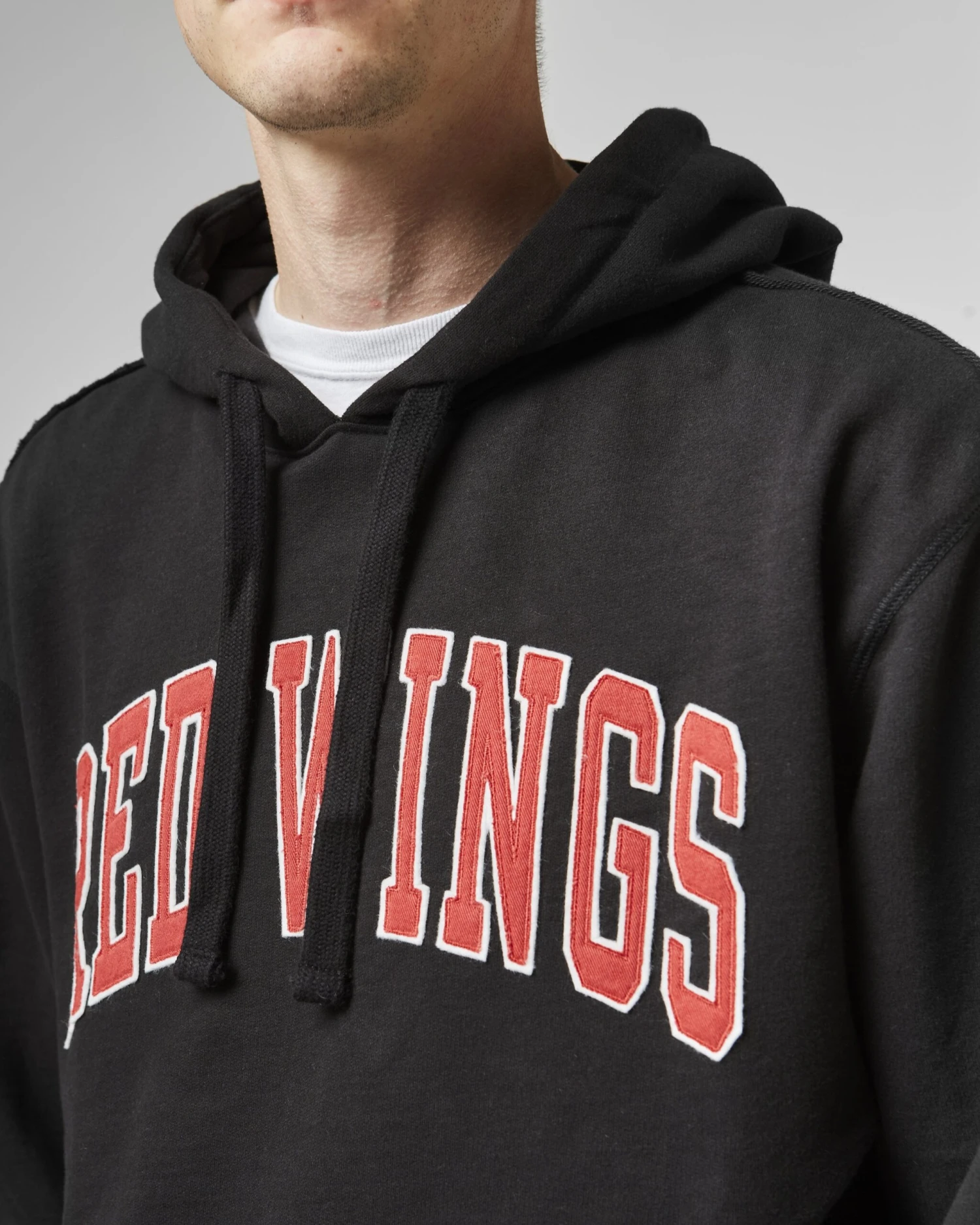 DETROIT RED WINGS RELIC '47 HARRIS SCRIMMAGE HOOD - Image 5